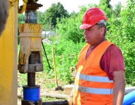 Как определить глубину бурения скважины?